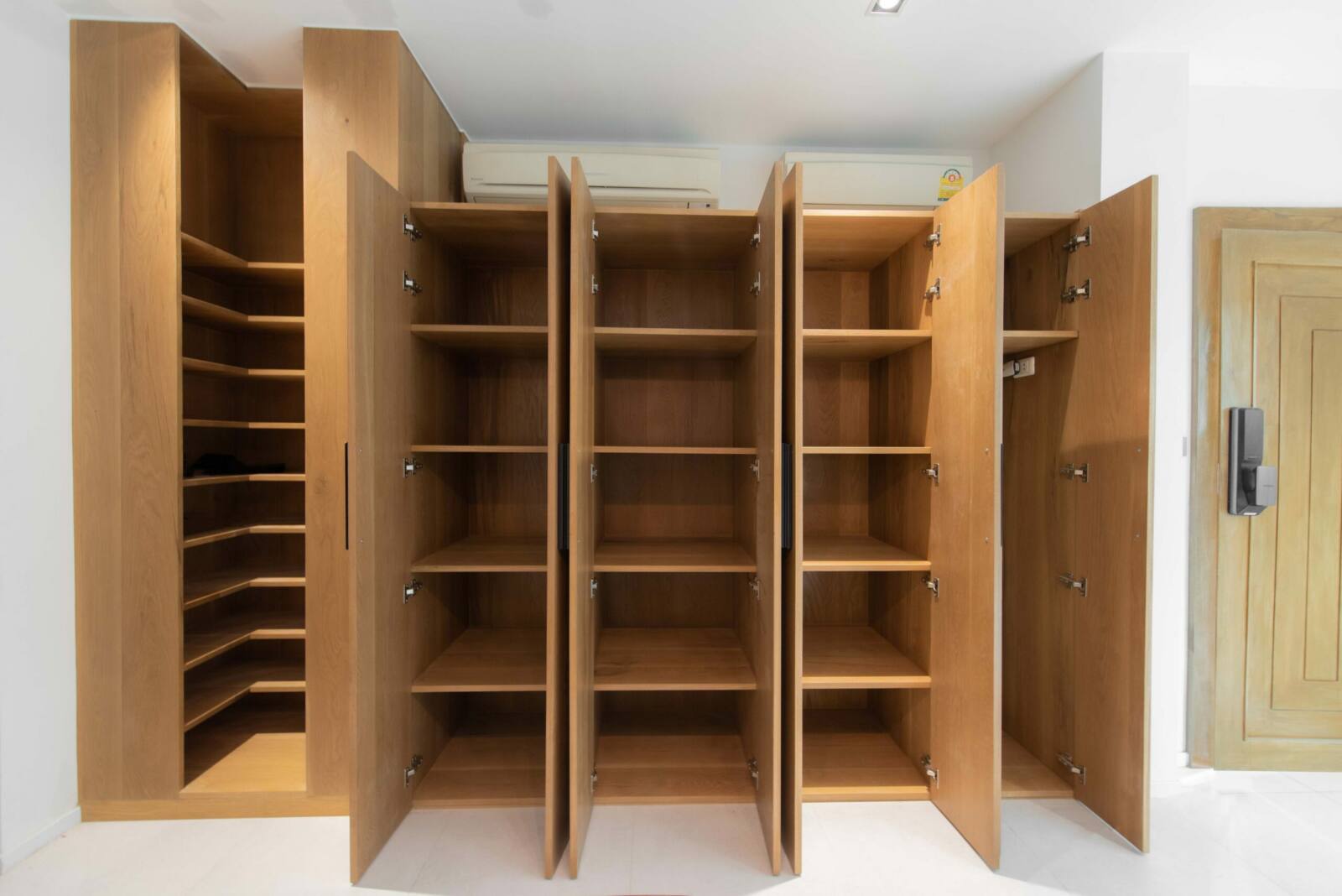 CBS33 Mood photo 2 scaled