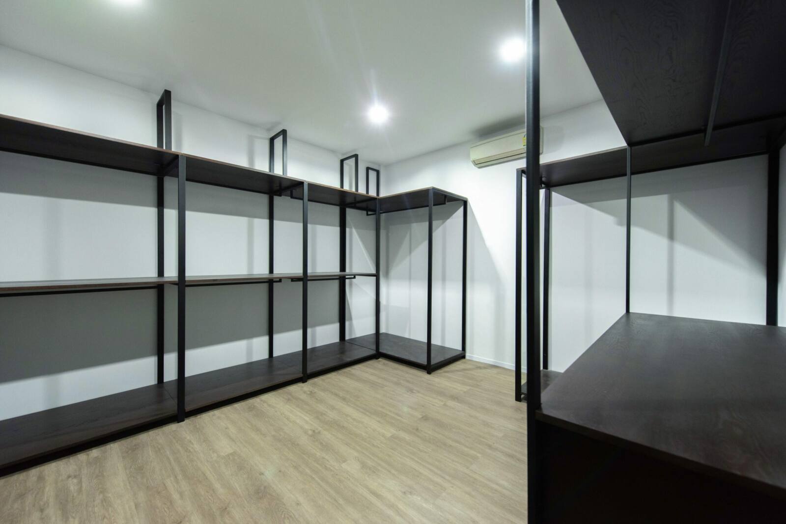 wd27 Mood photo 9 scaled