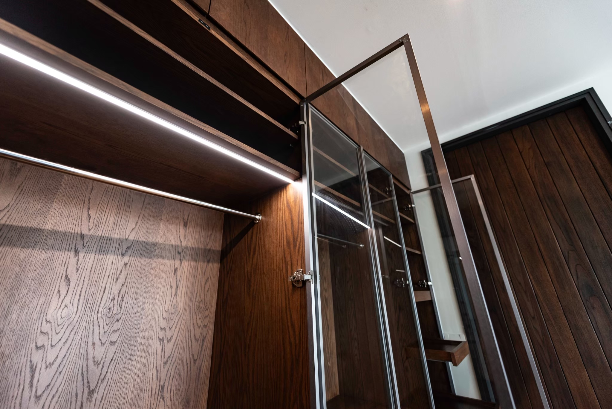 LINE ALBUM Delivery K Walter 251003 3