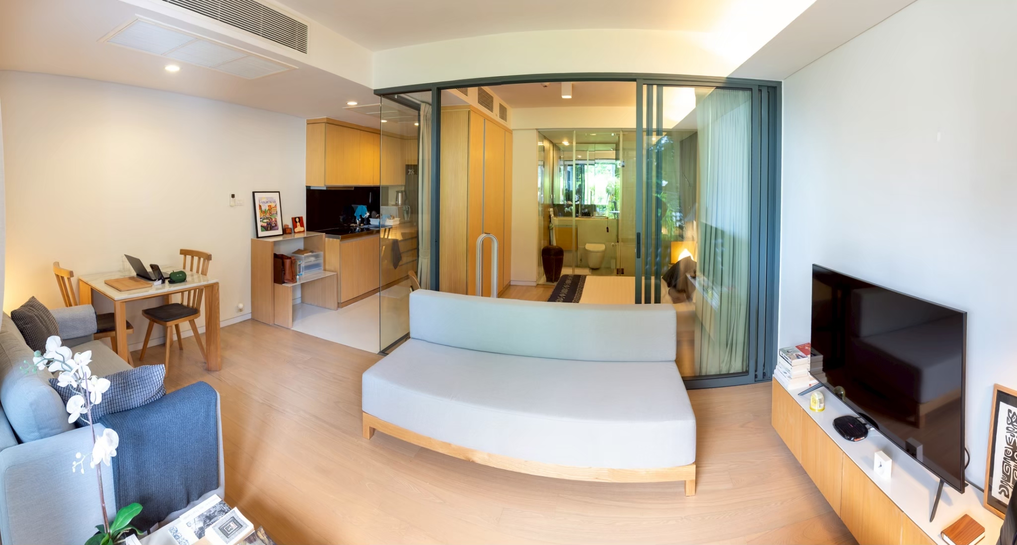 LINE ALBUM K Andre Furco 251003 66