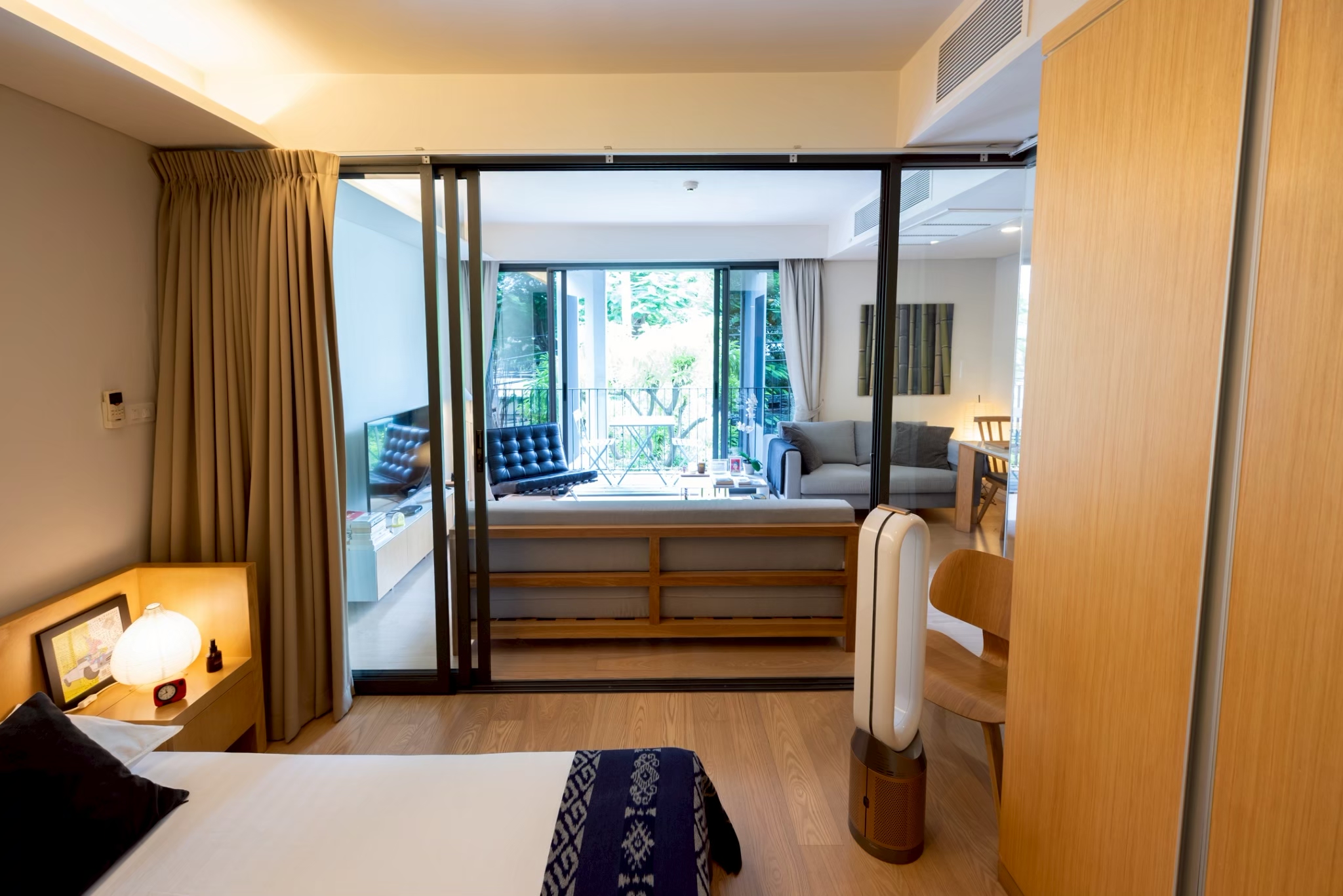 LINE ALBUM K Andre Furco 251003 67