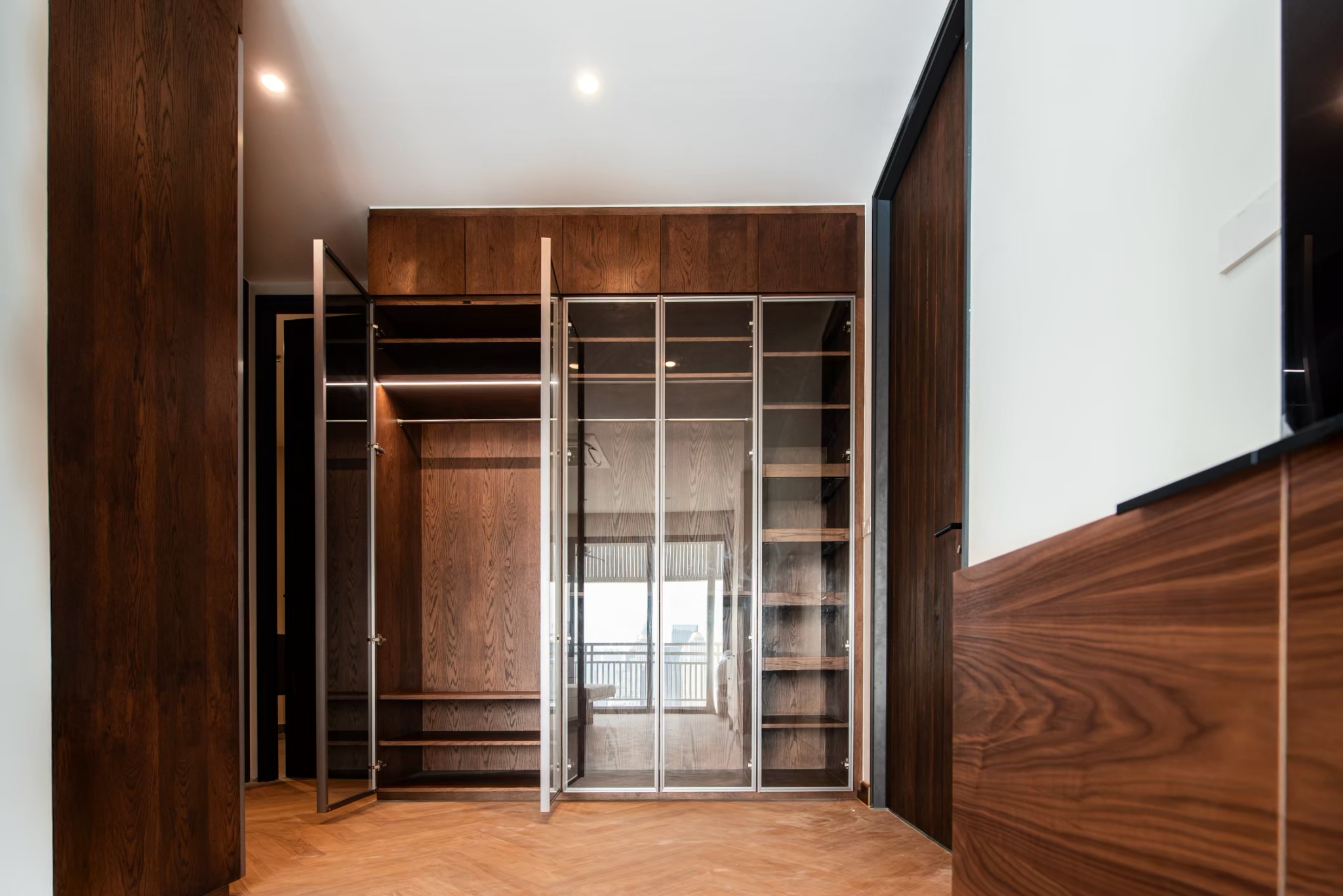 LINE ALBUM K Walter ll 251003 4