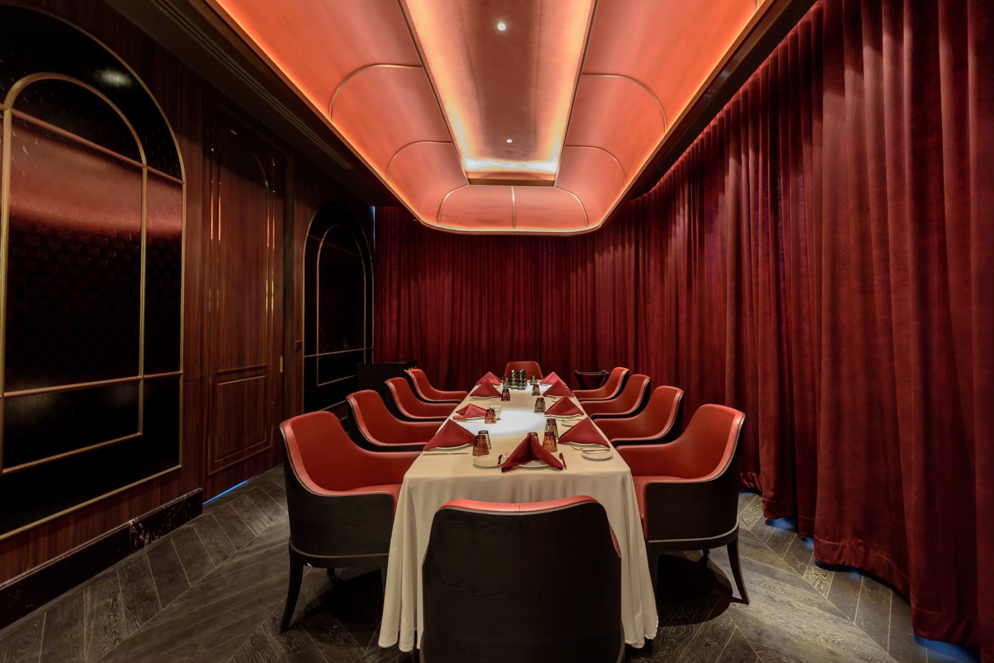 LINE ALBUM Lawry's The Prime Rib 241028 1